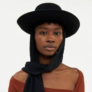 Clyde Wool Gambler Hat with neck scarf